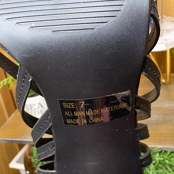 Qupid Women’s Black and Silver Strappy Stiletto Heels - Picture 6 of 6